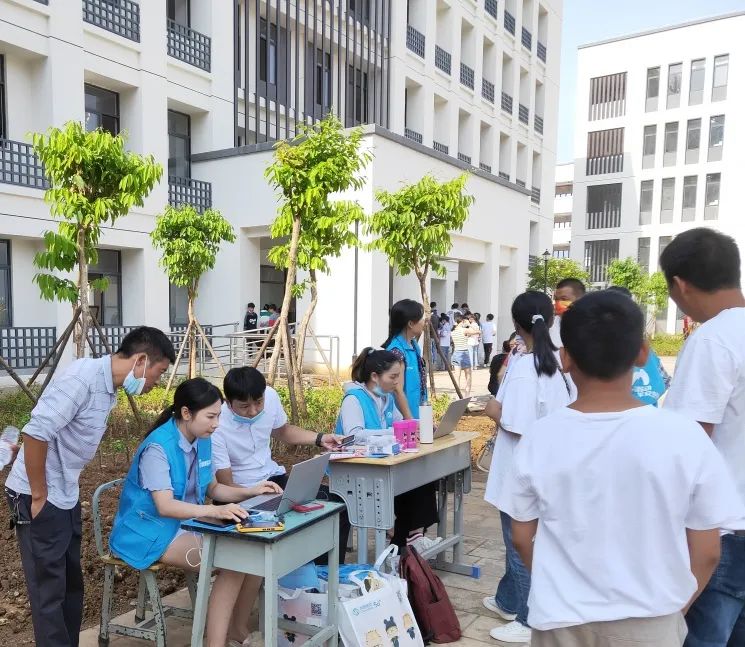 巧家县第四中学新校区正式“启航”，迎来首批学生！2.jpg
