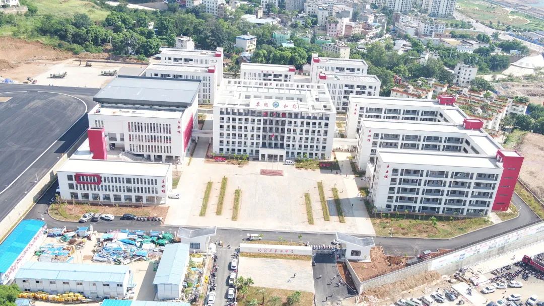 巧家县第四中学新校区正式“启航”，迎来首批学生！8.jpg